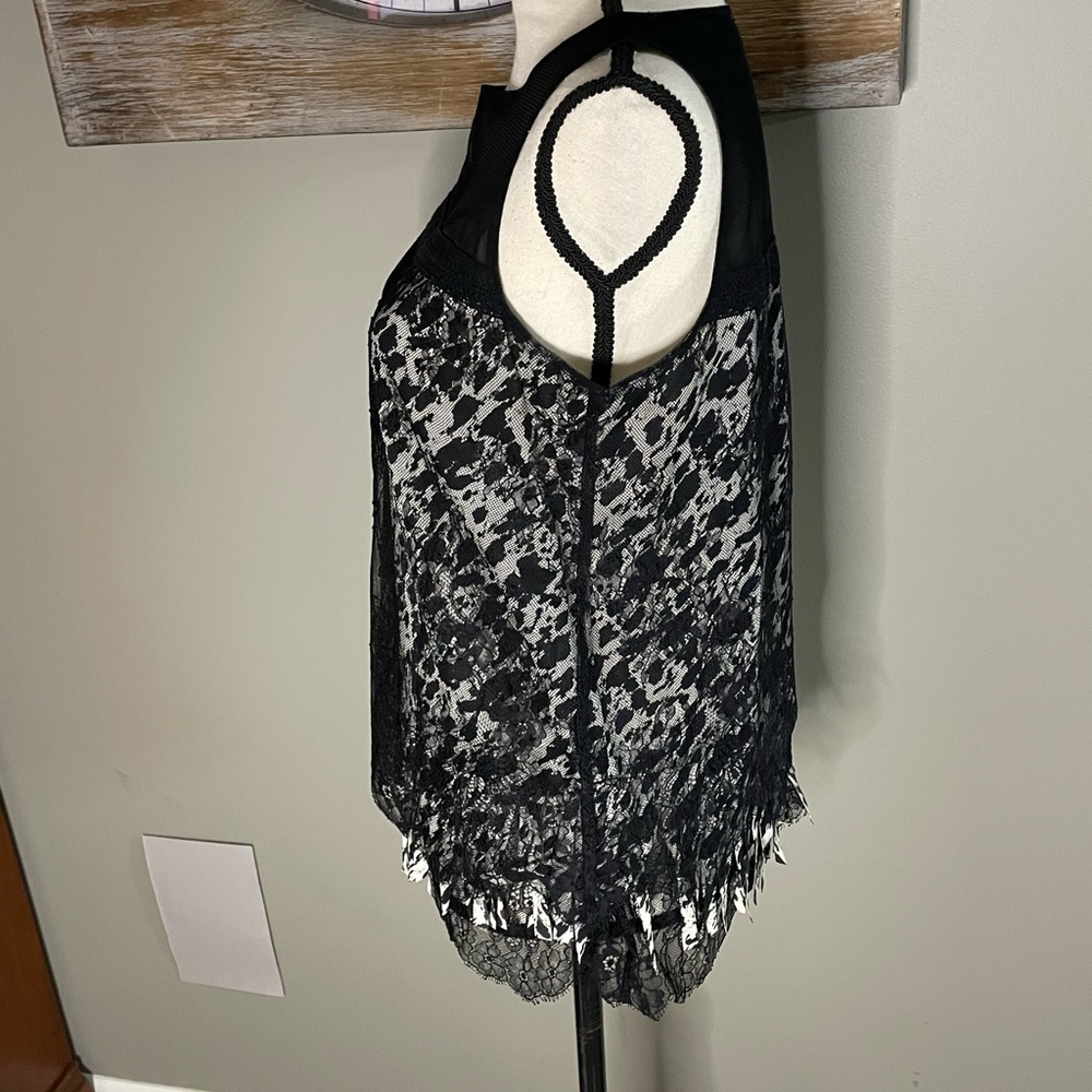 Ann Taylor Black and White Lace Sleeveless Top - Picture 3 of 10